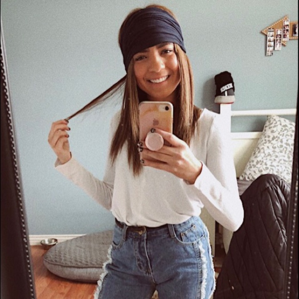 Meet your Posher, Gabriela
